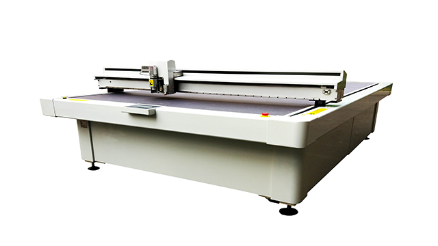 �ܷ�|Ȧ�|Ƭ�и�C(j��)